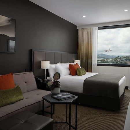 Отель Rydges Wellington Airport Экстерьер фото