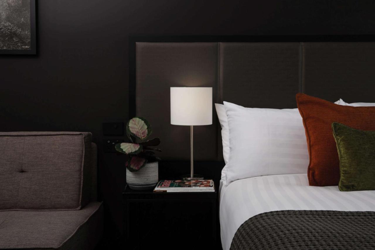 Отель Rydges Wellington Airport Экстерьер фото