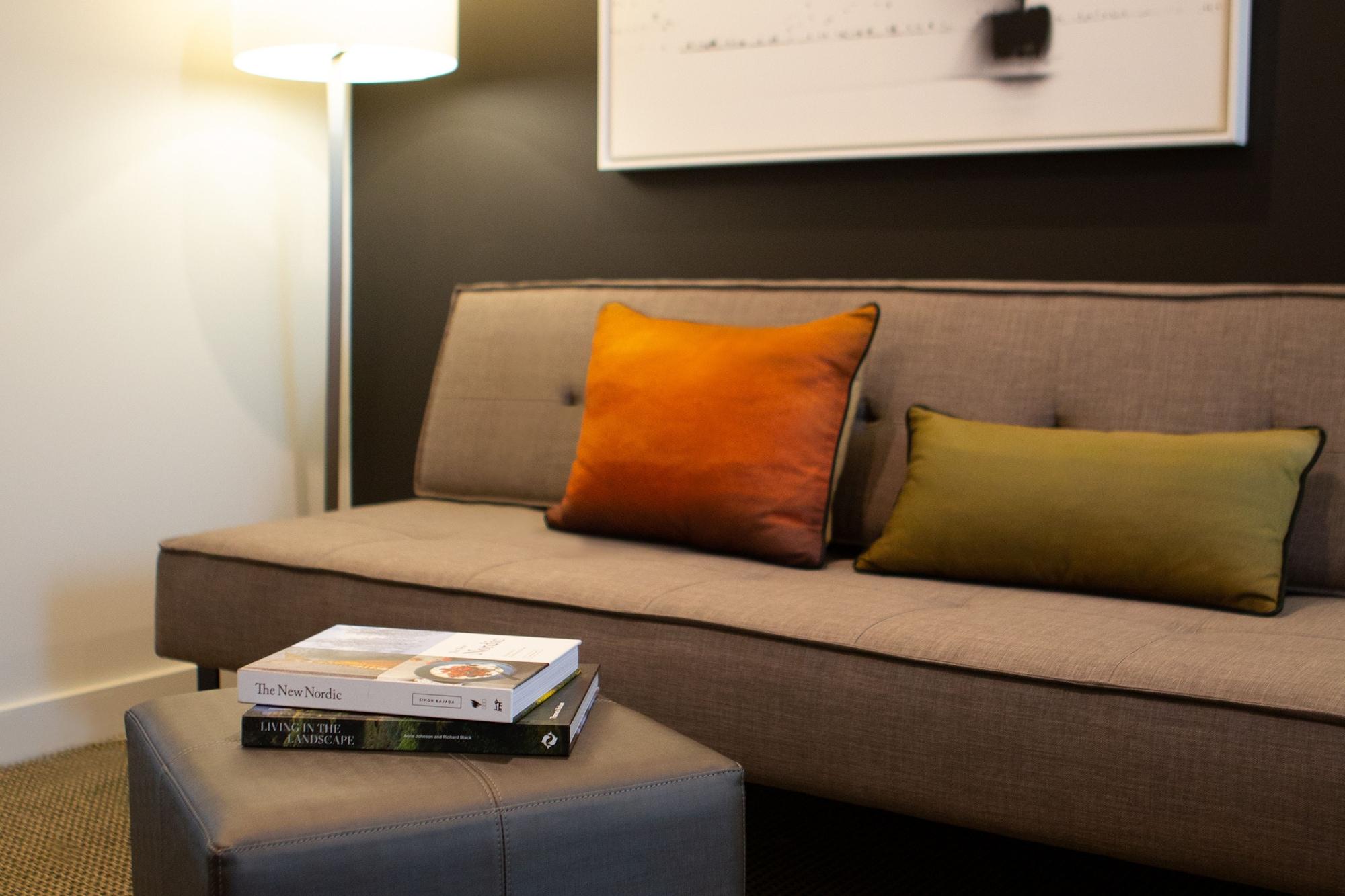 Отель Rydges Wellington Airport Экстерьер фото