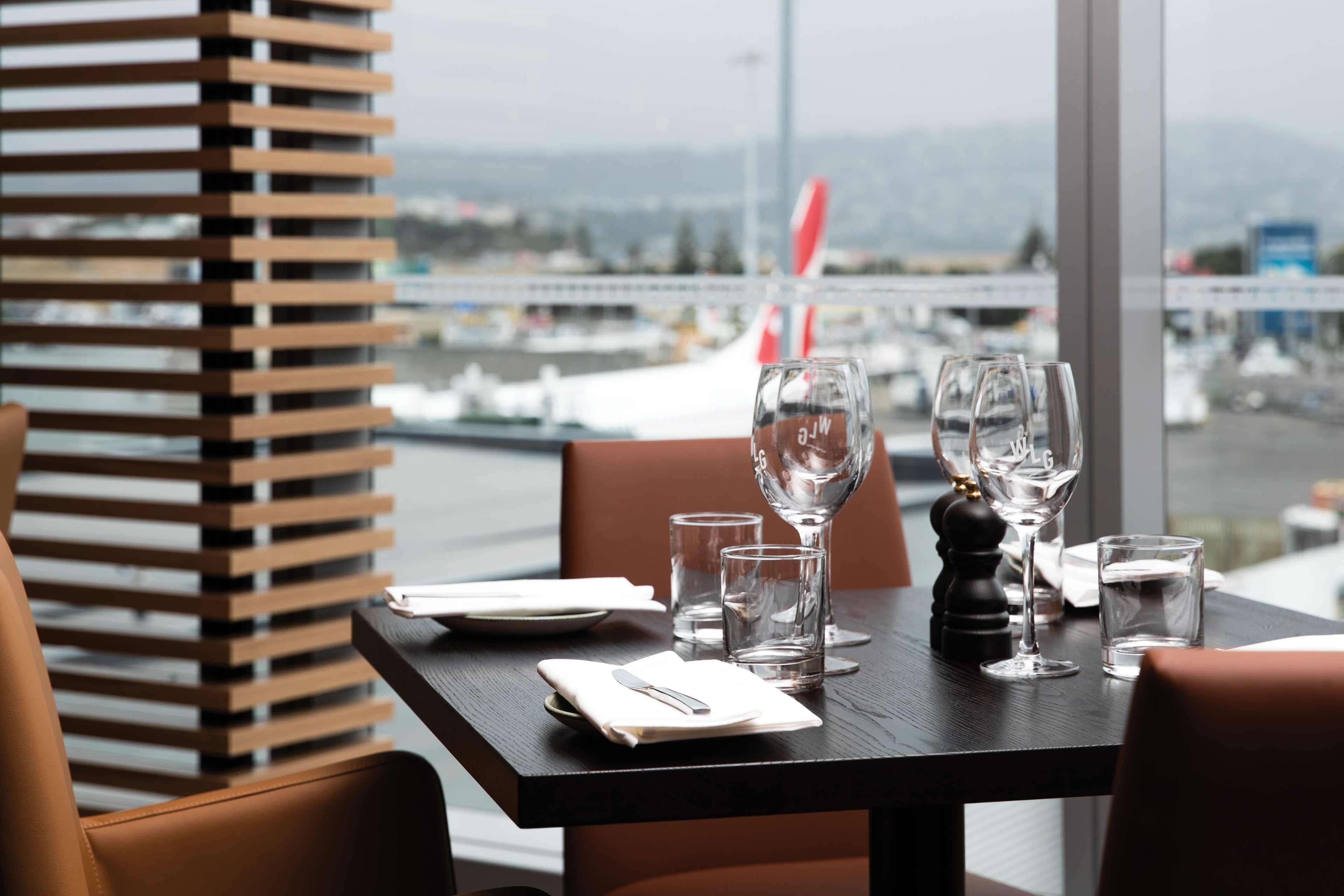Отель Rydges Wellington Airport Экстерьер фото